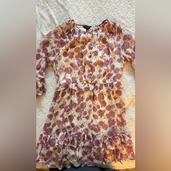 Simply Vera Floral Chiffon Ruffle Dress - Picture 12 of 14